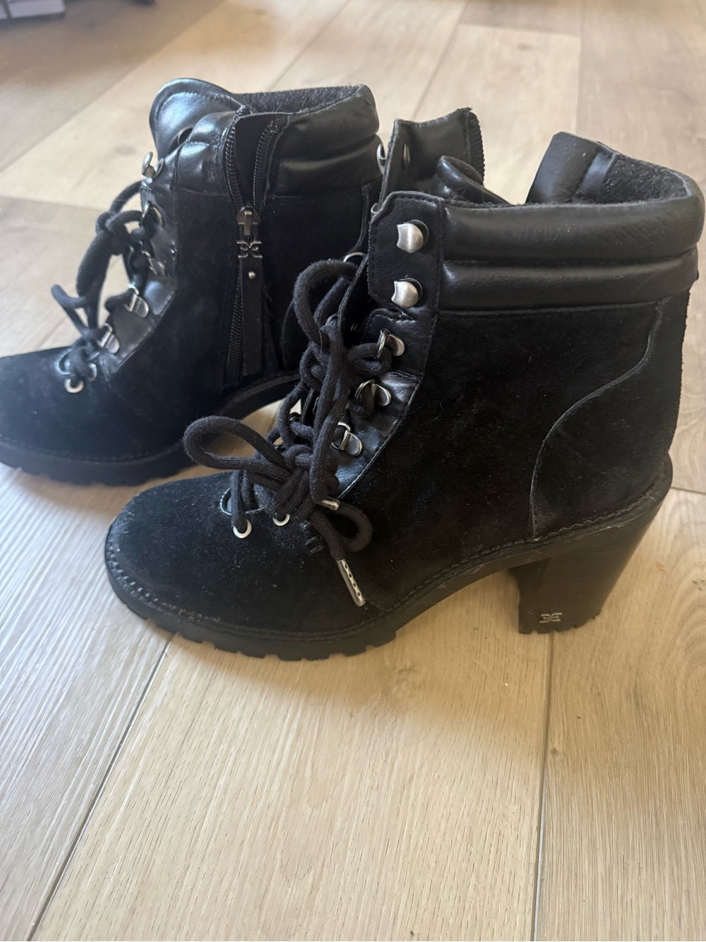 Sam Edelman Black Suede Lace-Up Heeled Booties Lug Sole Studded Size 8